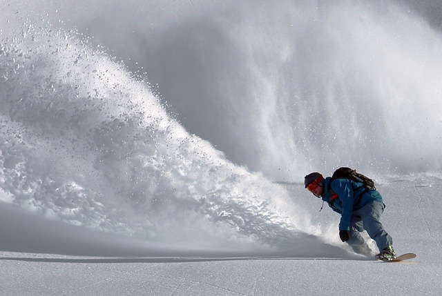 Sports d'hiver et ski freeride dans les Pyrénées © DR