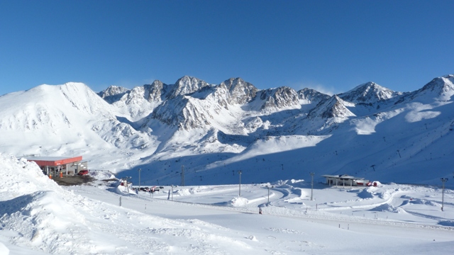 Pistes de ski à Pas de la Casa ©Location-Francophone