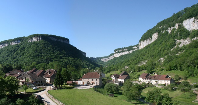 Baume-les-Messieurs, l'un des plus beaux villages de France © DR