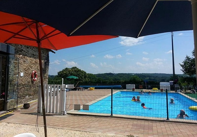 Gîte avec piscine privée en Dordogne