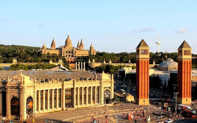 Palais national et Musée d´art de catalogne à Barcelone