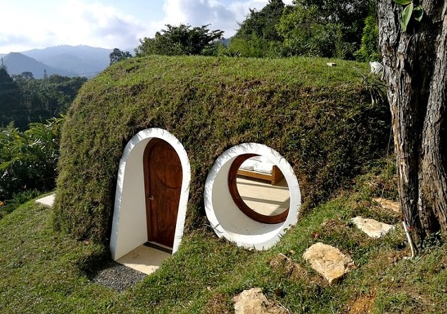 Une maison souterraine et écologique © biotekt