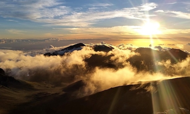 Lever de soleil dans le Parc National Haleakala à Hawai
