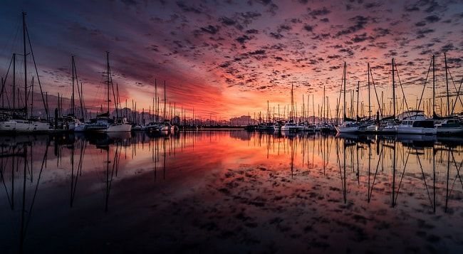 Profitez de magnifique coucher de soleil en optant pour la location de bateau entre particuliers