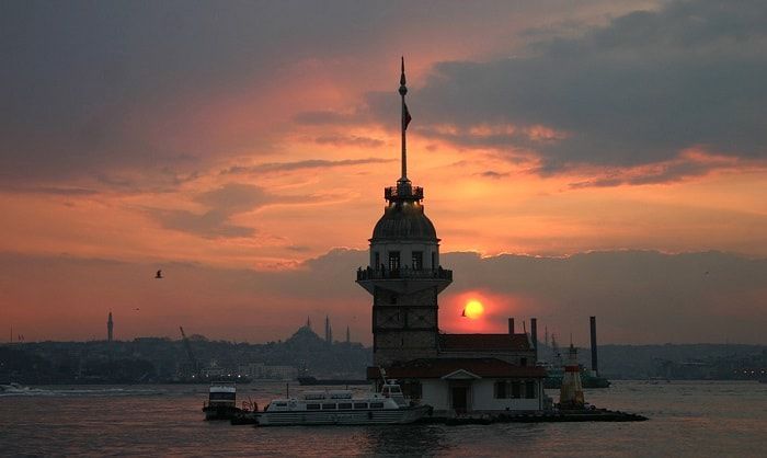 La tour de Léandre située dans le détroit du Bosphore à Istanbul