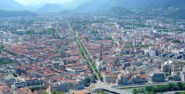 Une vue de Grenoble depuis la Bastille