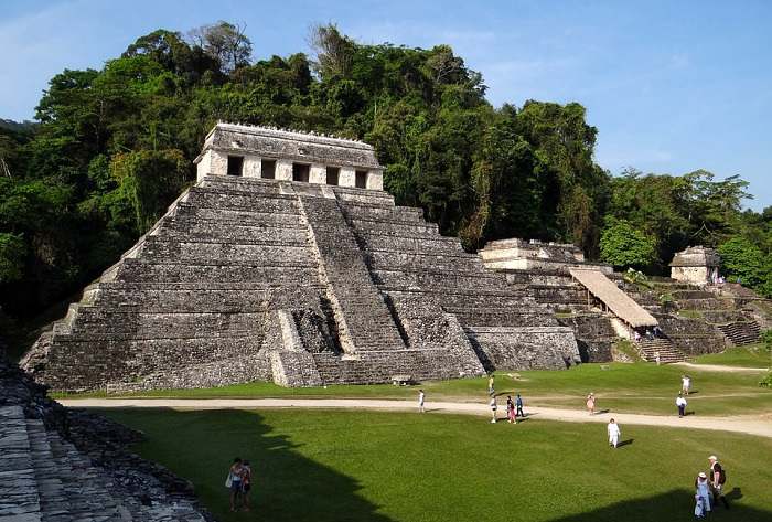 Temple Maya à découvrir pendant vos vacances dans la péninsule du Yucatán