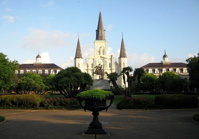 La cathédrale Saint-Louis, située au centre du quartier français de La Nouvelle-Orléans en Louisiane