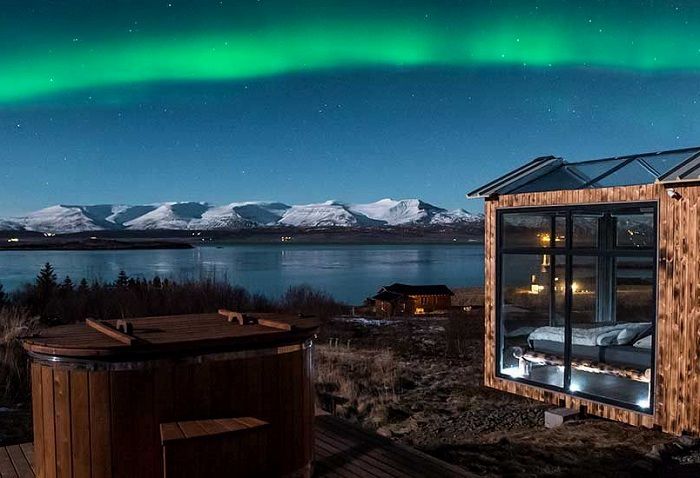 Une cabane aux parois de verre en Islande pour admirer les aurores boréales © Panorama Glass Lodge