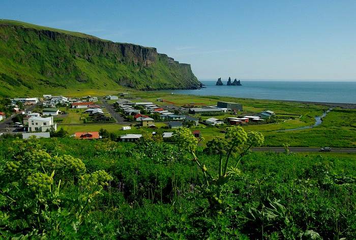 Découverte du village de Vik en Islande