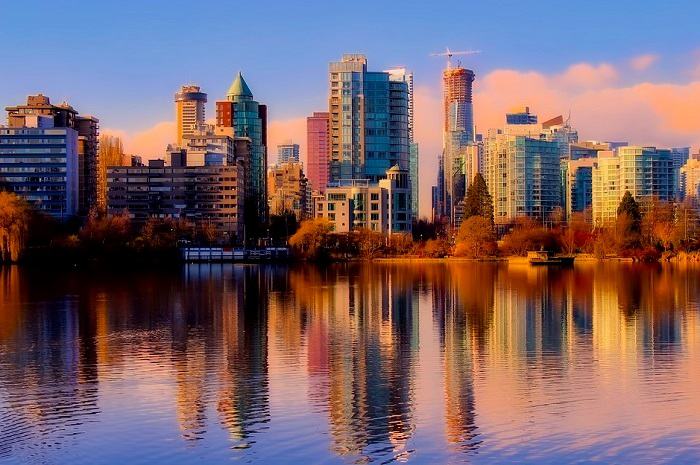 Découvrez la ville de Vancouver pendant l'automne
