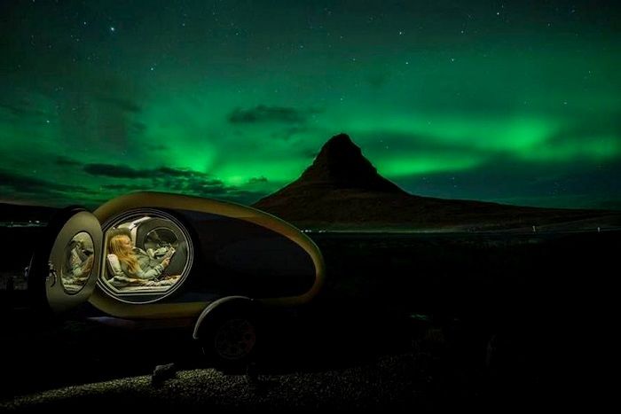 Un endroit idéal pour admirer les aurores boréales© Mink Campers