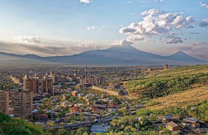 Partez à la découverte d'Erevan, la capitale de l’Arménie, pendant le Sommet de la Francophonie