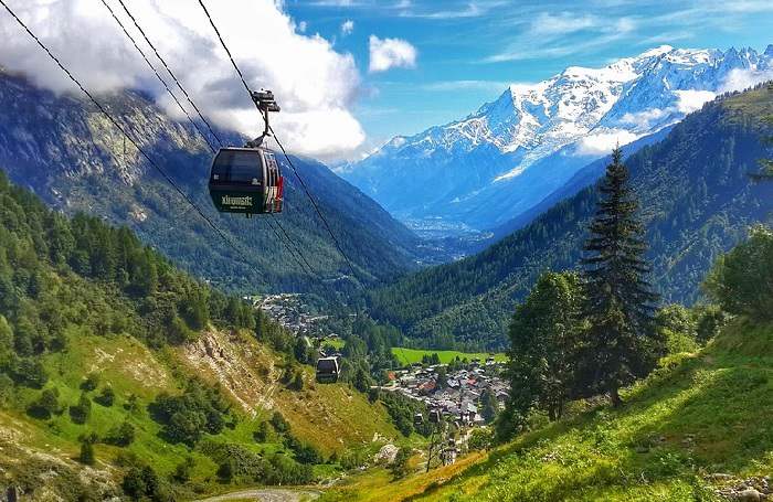 Séjournez à Chamonix et partez à la découverte des nombreux itinéraires de randonnée pédestre en Haute-Savoie
