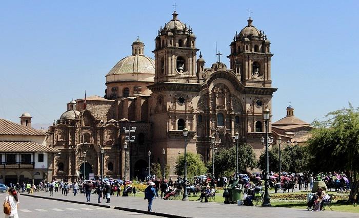 Partez à la découverte de l'église de la compagnie de Jésus de Cuzco