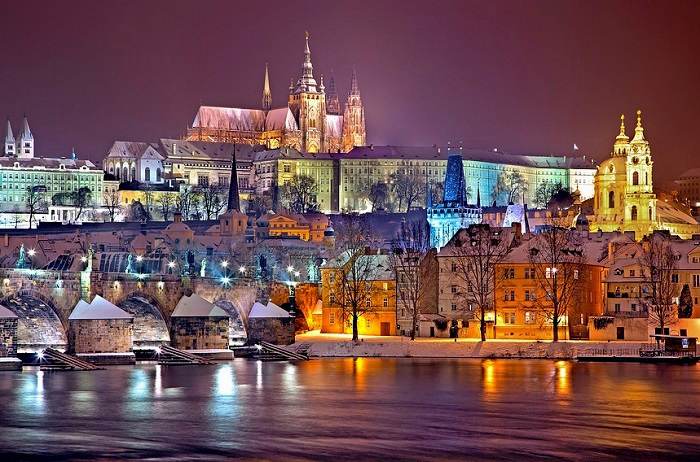 Partez à la découverte des marchés de Noël à Prague pendant les fêtes