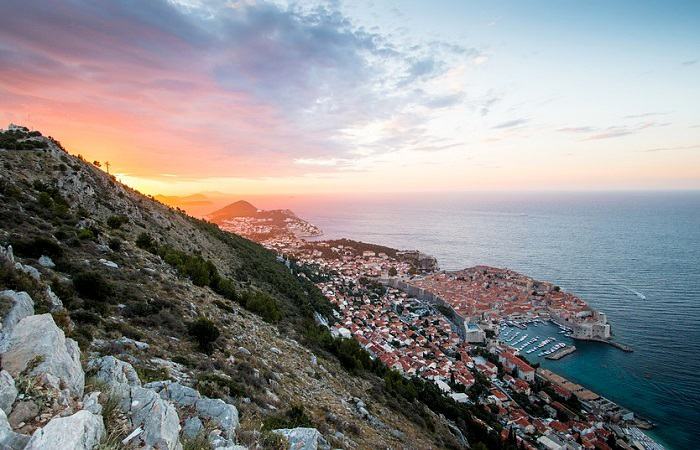 Admirez Dubrovnik lors d'une randonnée sur le Mont Srd