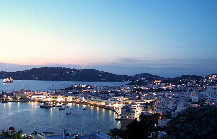 Découvrez l'île de Mykonos lors de votre séjour dans les Cyclades