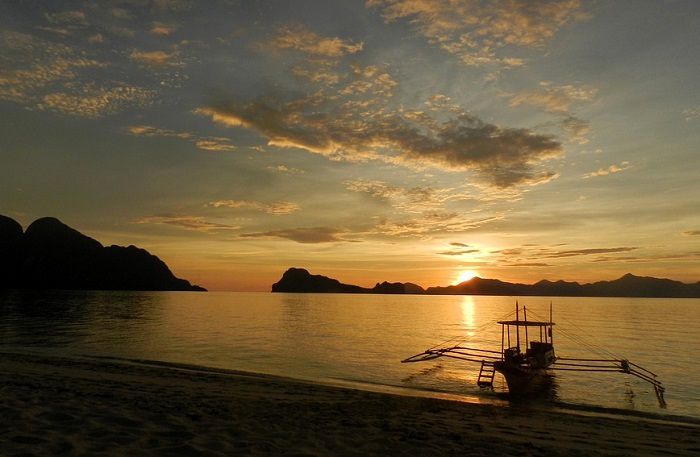 Optez pour la bonne saison avant de partir aux Philippines et profitez de ses magnifiques couchers de soleil
