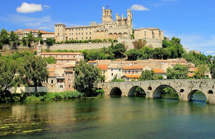 Pensez à visiter Béziers lors de votre séjour dans l'Hérault