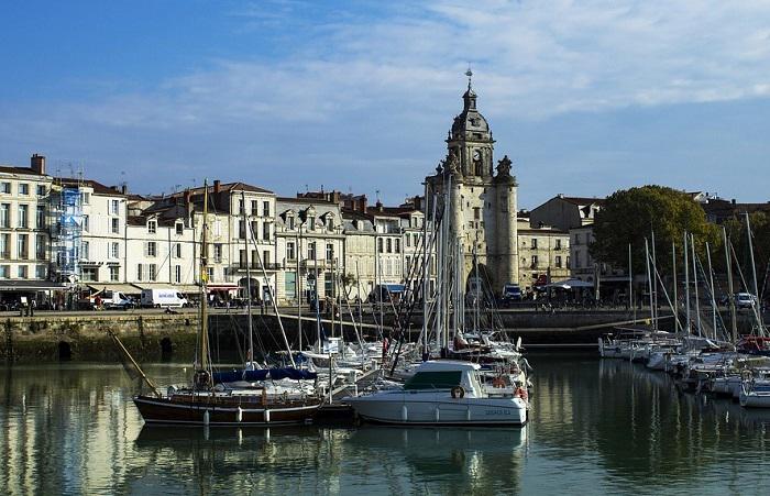 Balade sur le port lors de vos vacances à La Rochelle