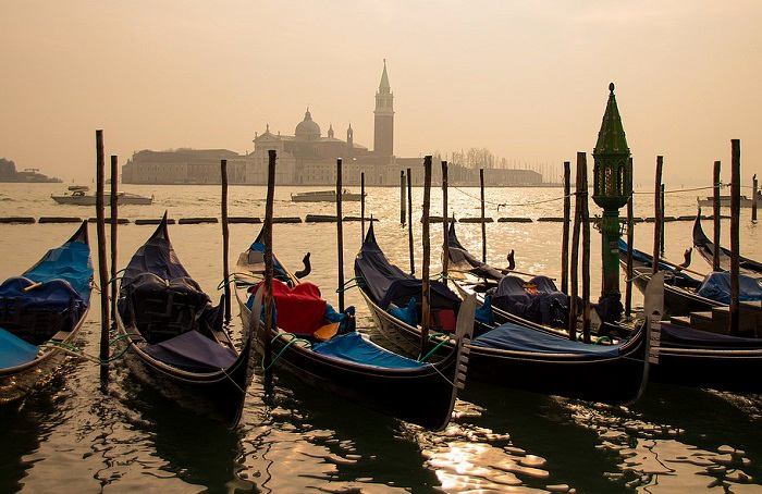 Offrez-vous une balade en gondole lors de votre séjour à Venise