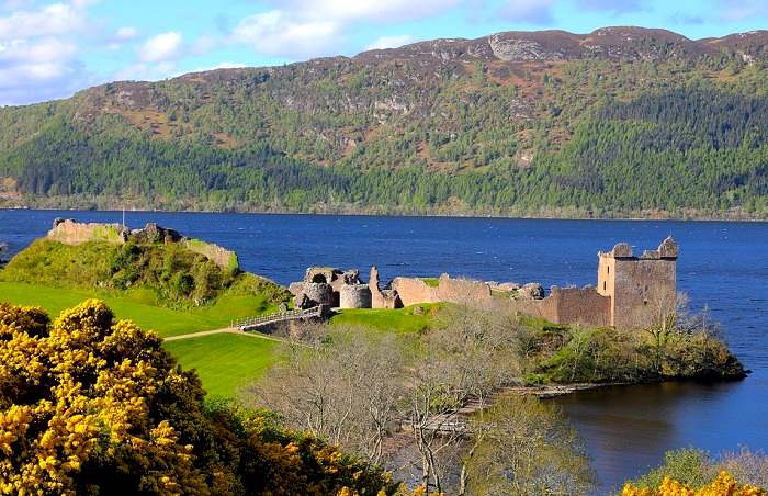Profitez de votre découverte du Loch Ness pour visiter le Château d'Urquhart