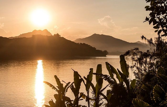 Coucher de soleil sur le Laos
