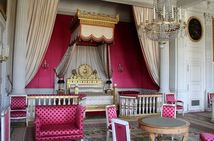 Une des nombreuses chambres du Château de Versailles