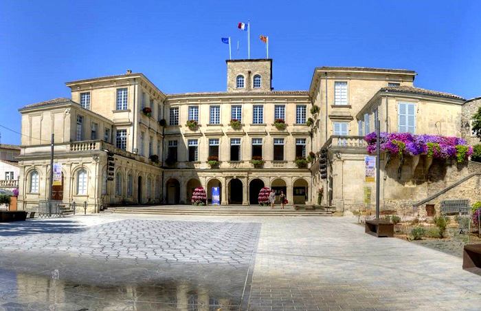 Découverte du Château de Simiane lors de votre escapade à Valréas dans le Vaucluse
