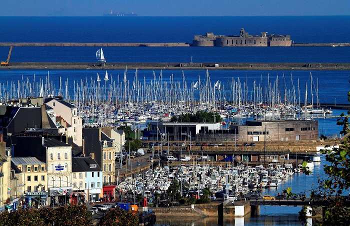 Partez à la découverte de Cherbourg-en-Cotentin lorsque vous allez visiter la Manche © DR