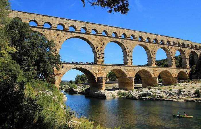Vacances dans le Gard : les villages et monuments à découvrir !
