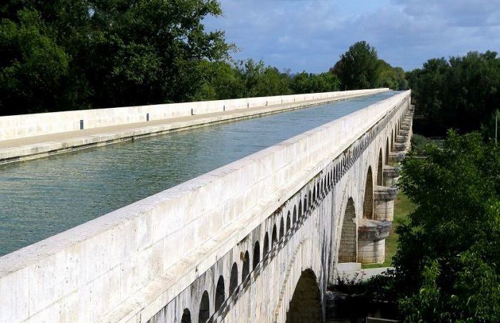 Partez à la découverte du Pont-Canal d'Agen lors de vos vacances dans le Lot-et-Garonne