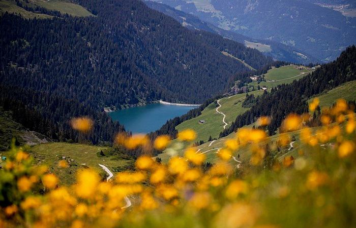 Offrez-vous une randonnée au cœur de la nature lors de vos vacances en Savoie