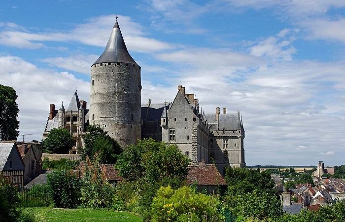 Découverte de Châteaudun lors de vos vacances en Eure-et-Loir
