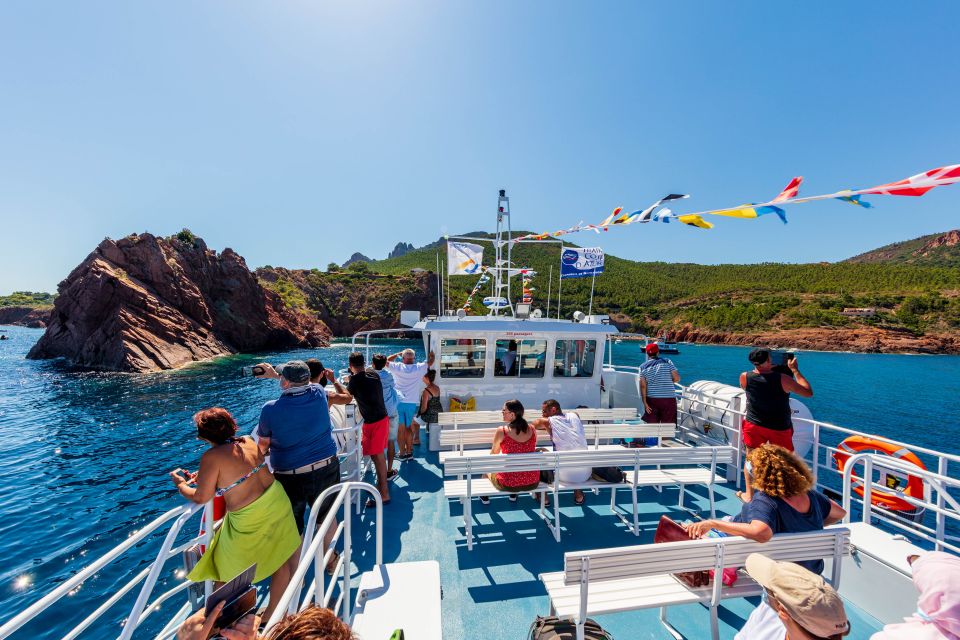 Transfert aller-retour en bateau de Cannes à Saint-Tropez