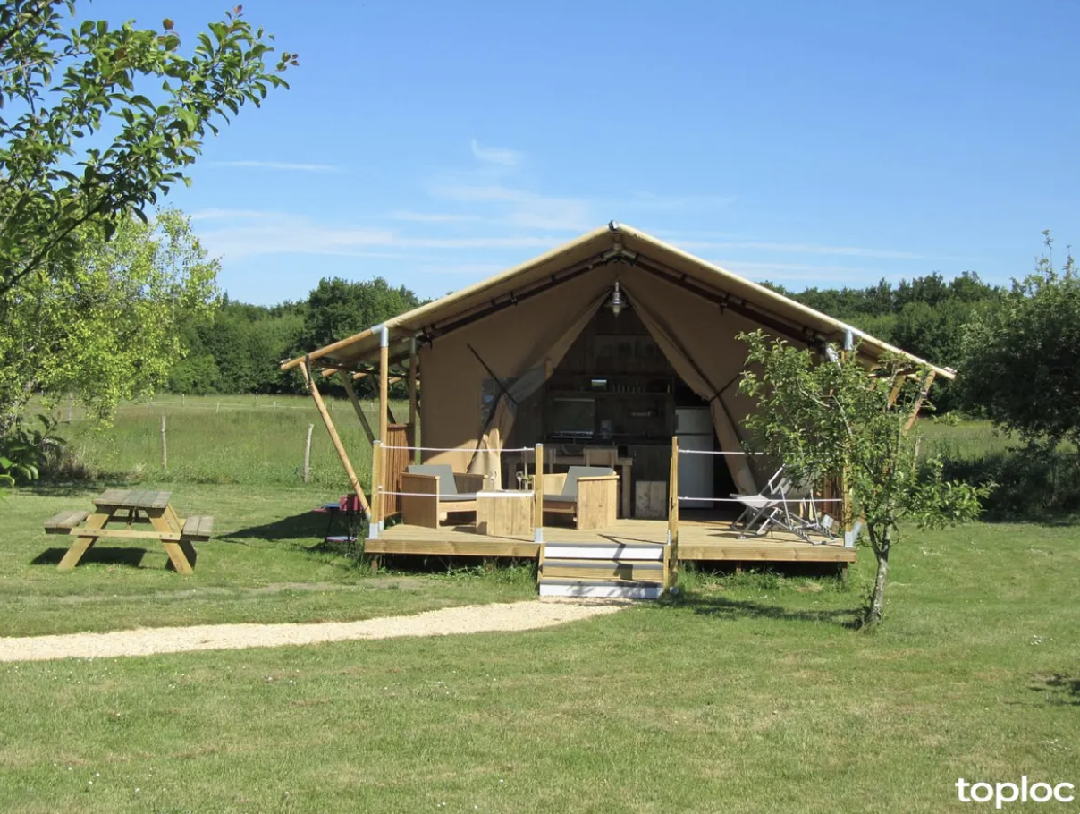 Hébergement nature en France : Tente Lodge Safari à Saires, Nouvelle-Aquitaine, France © Tente Lodge Safari / Toploc
