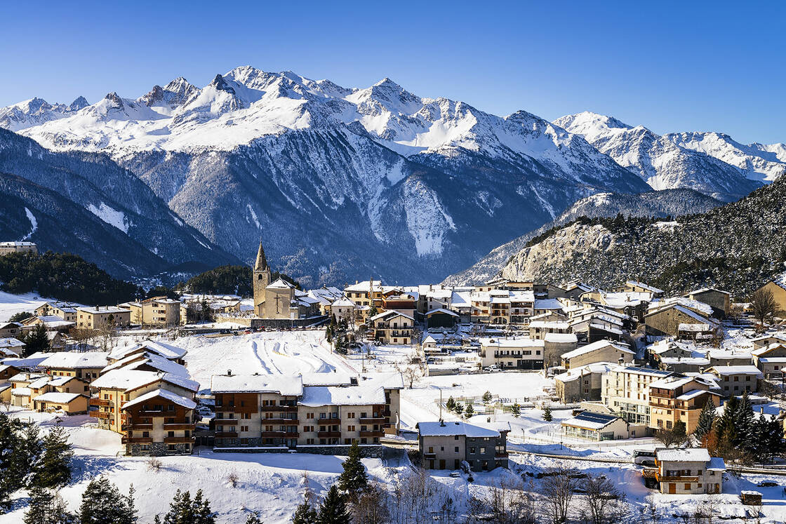 Le domaine skiable immense d'Aussois parmi les meilleures stations de ski de Savoie © sport 2000