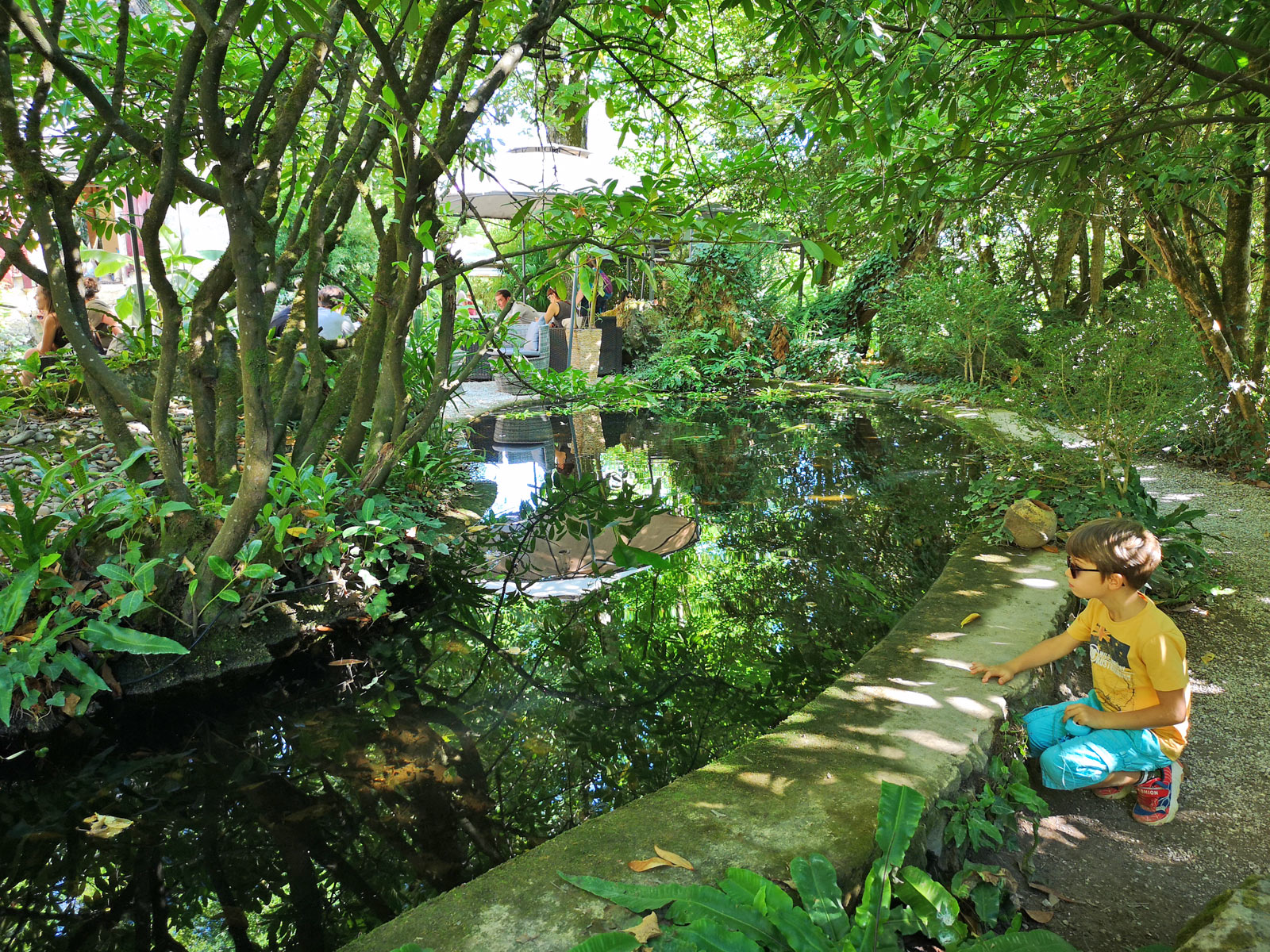 Visiter la Roque-Gageac et son Jardin Tropical © Guide-perigord.com