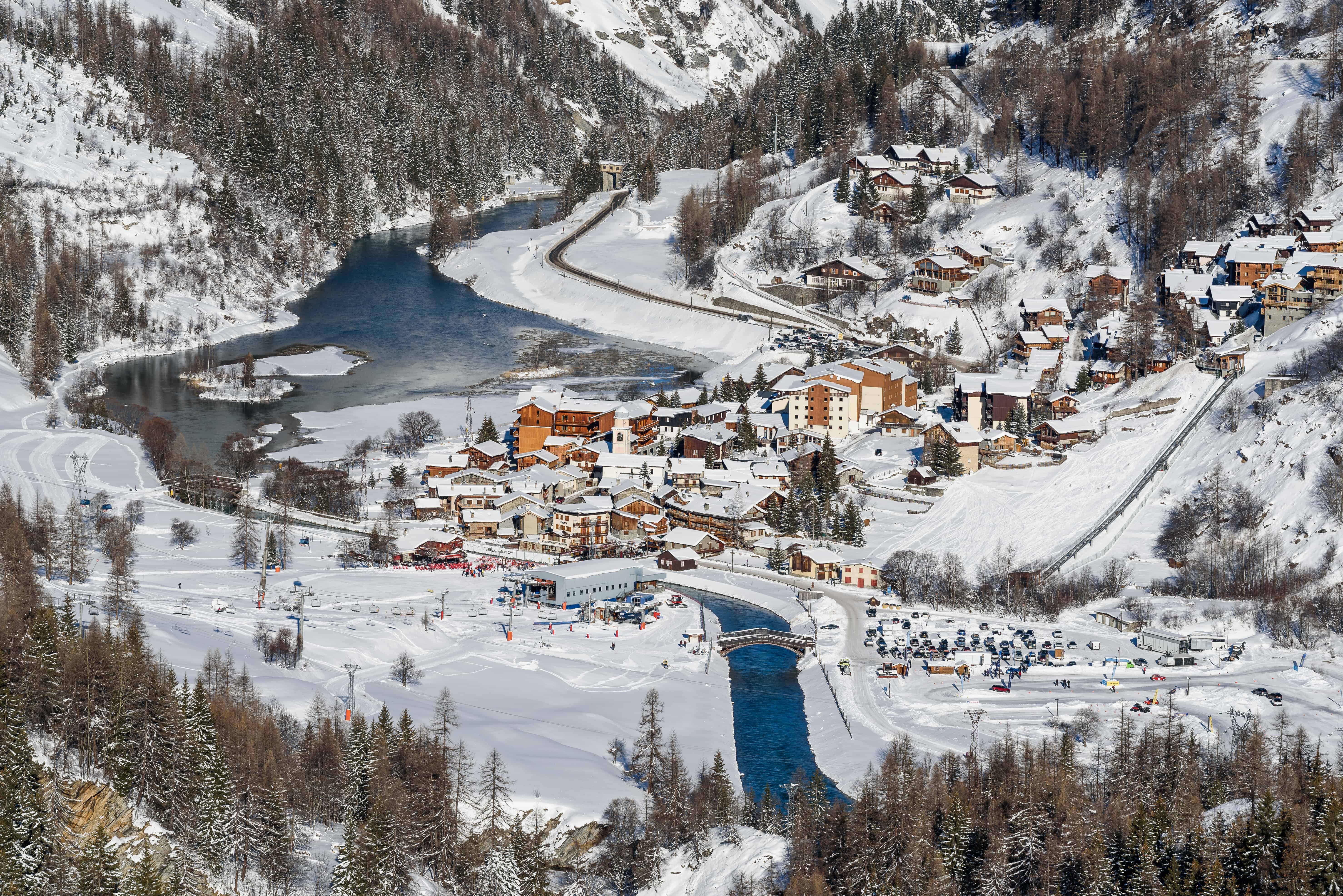 Tignes un domaine skiable dans les Alpes © Greg Mistral