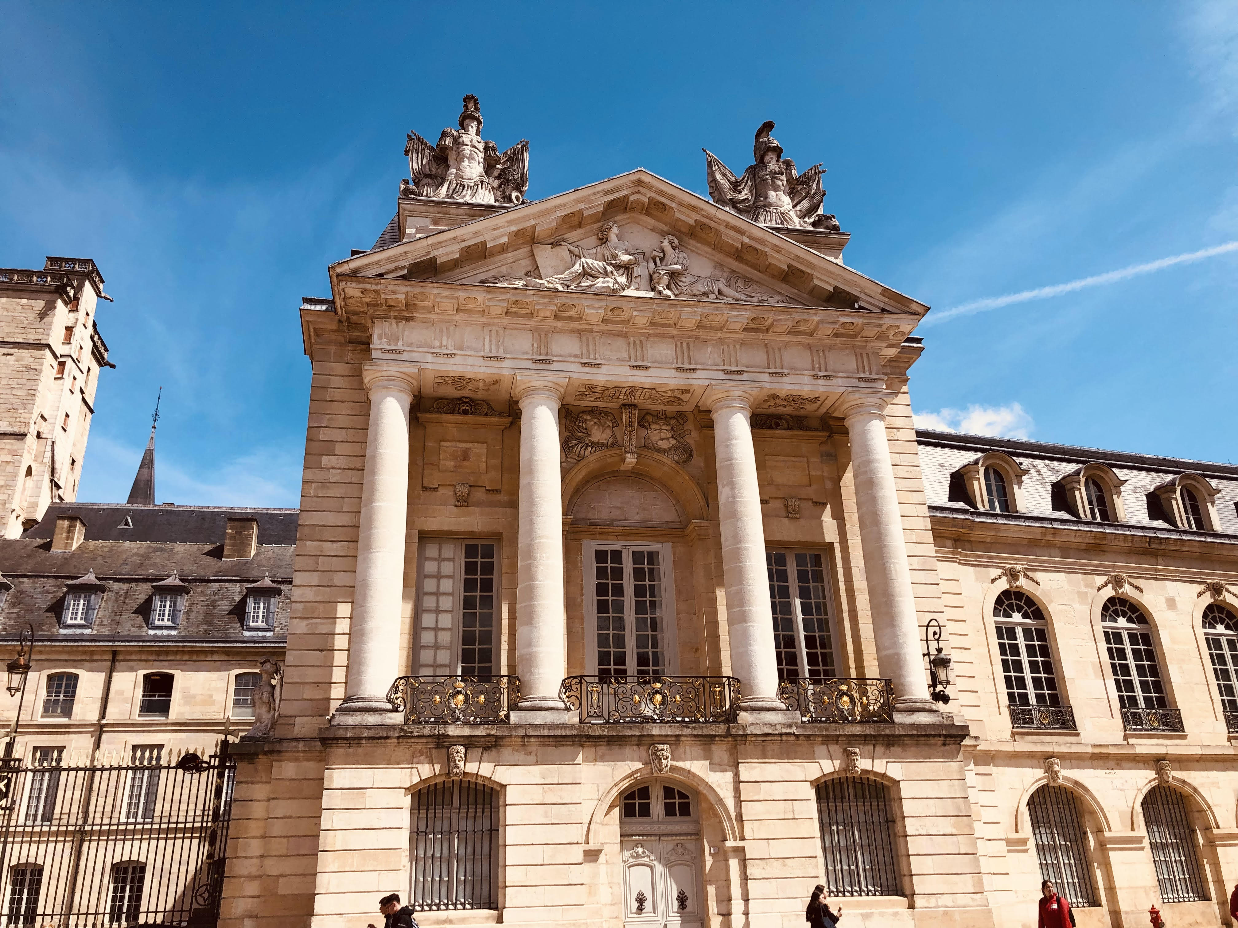 Visiter Dijon et le Palais des Ducs de Bourgogne © Toploc