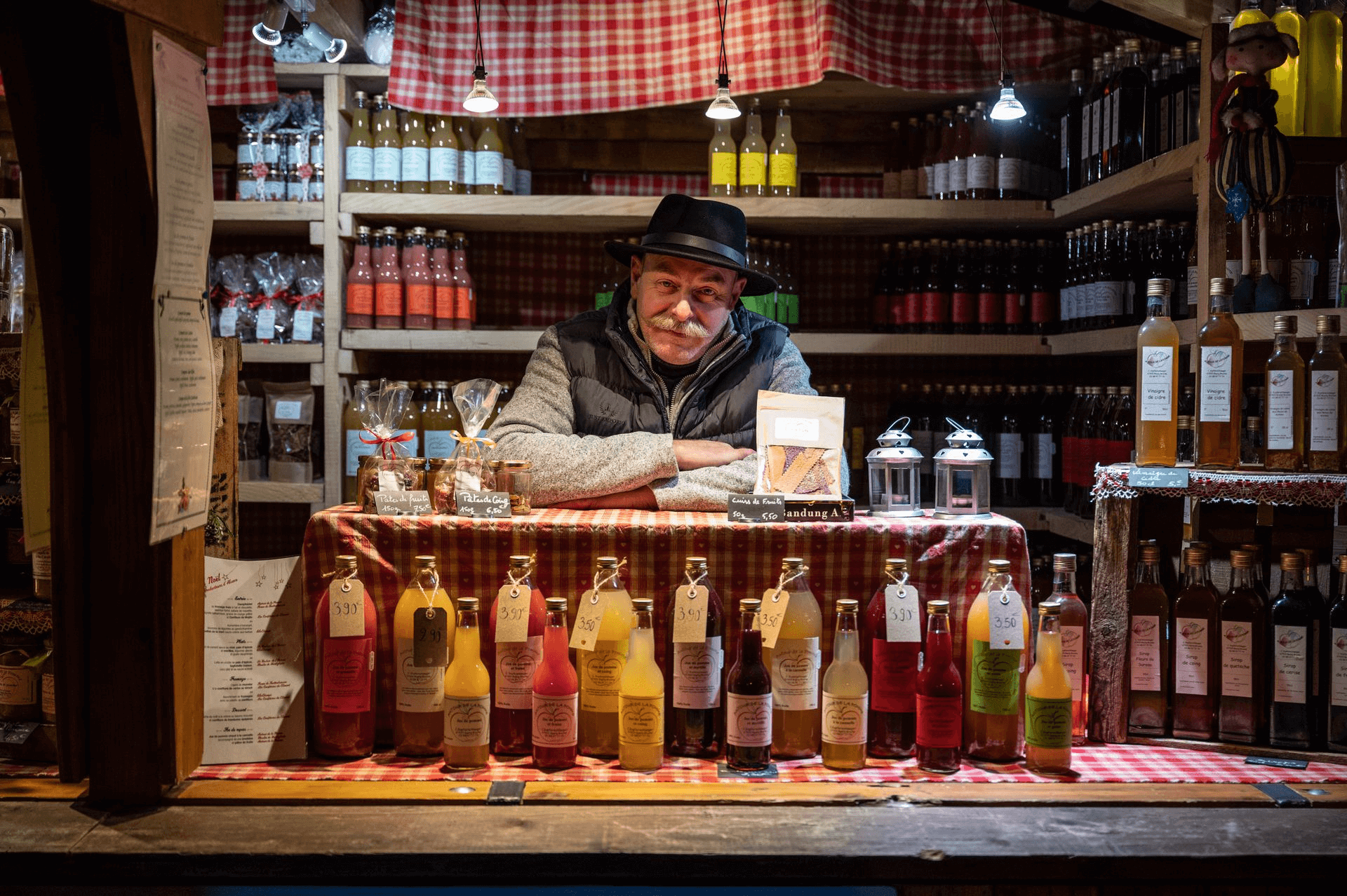 Les irréductibles Petits producteurs d'Alsace au marché de Noël de Strasbourg © Alban Hefti pour Strasbourg Eurométropole
