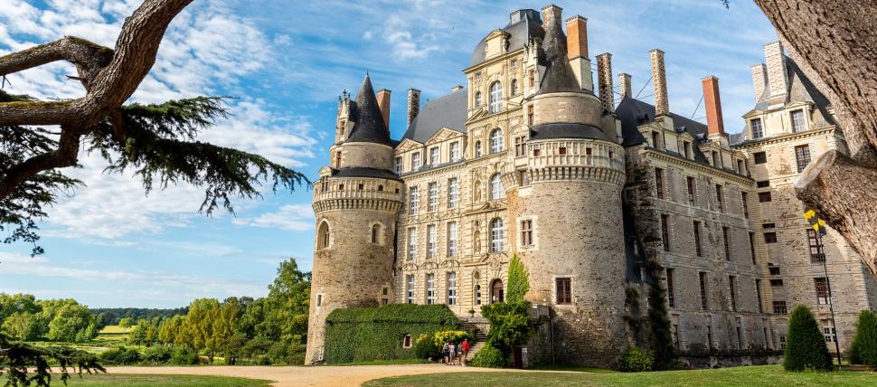 Chateau de Brissac pour visiter le Maine-et-Loire © Sébastien Gaudard / Anjou Tourisme