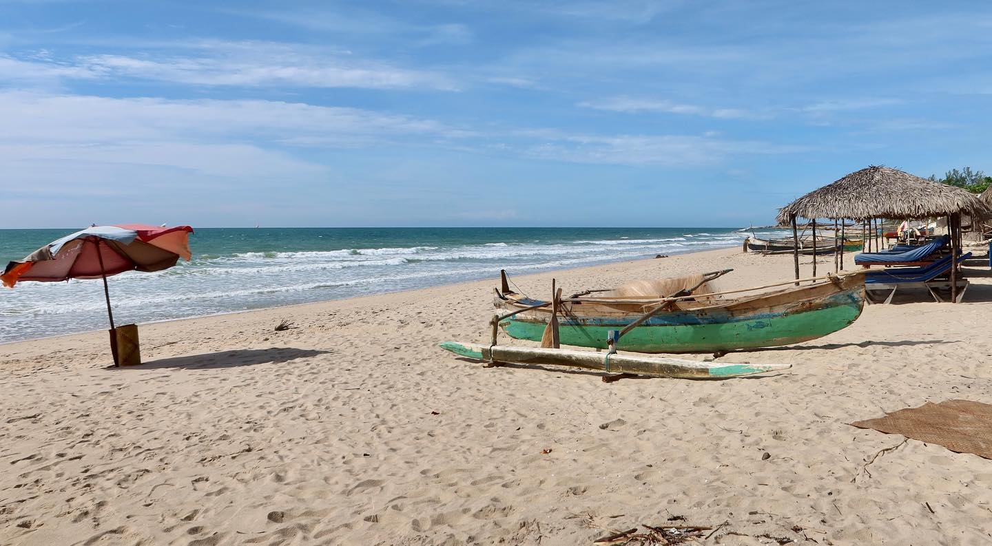 La plage du Grand Pavois pour visiter Majunga et profiter de la mer © Wikipedia