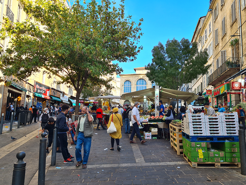 Le marché des Capucins à Noailles © Tourisme-Marseille