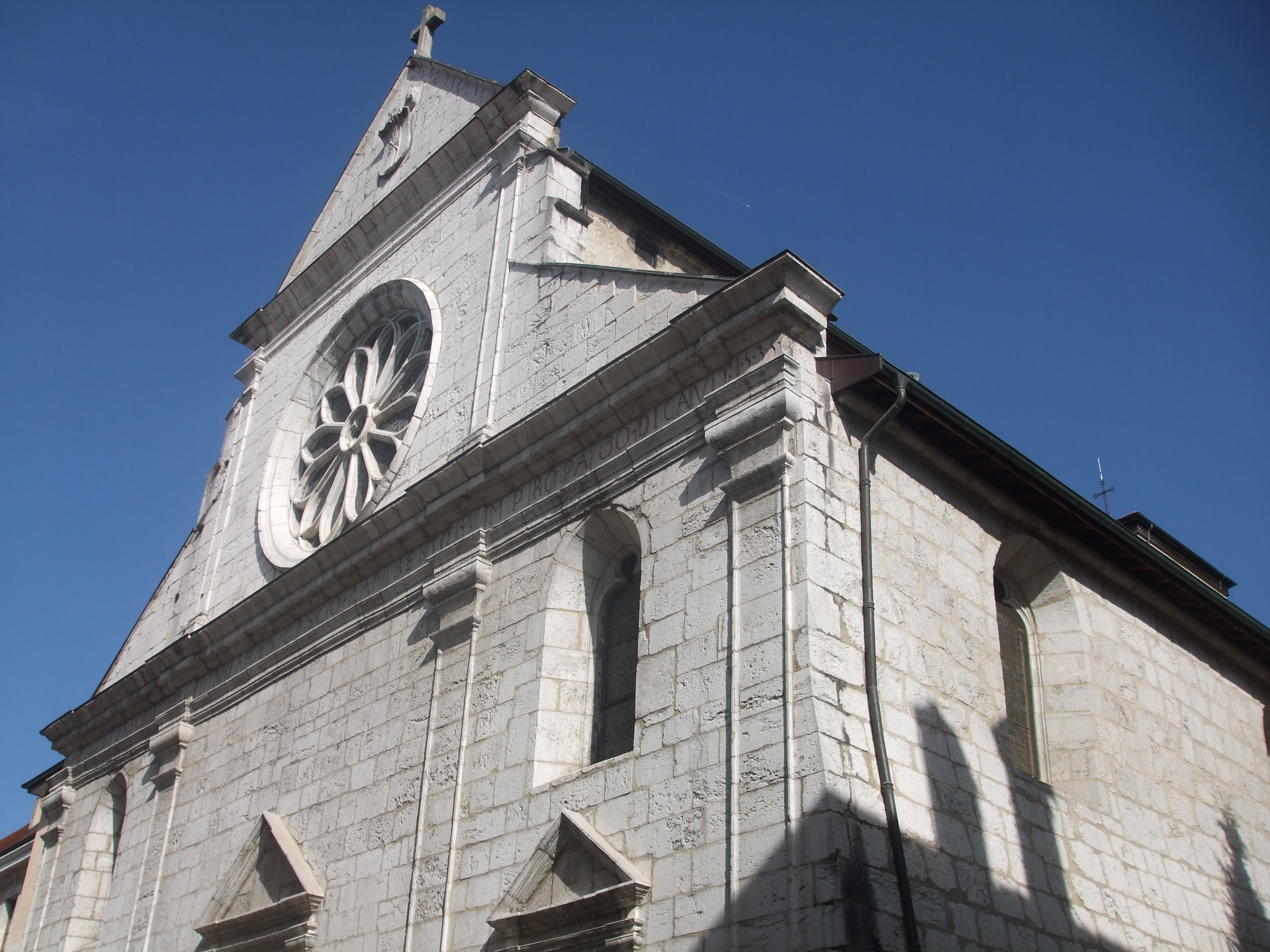 Cathédrale Saint-Pierre  pour visiter Annecy en 4 jours © Wikipedia