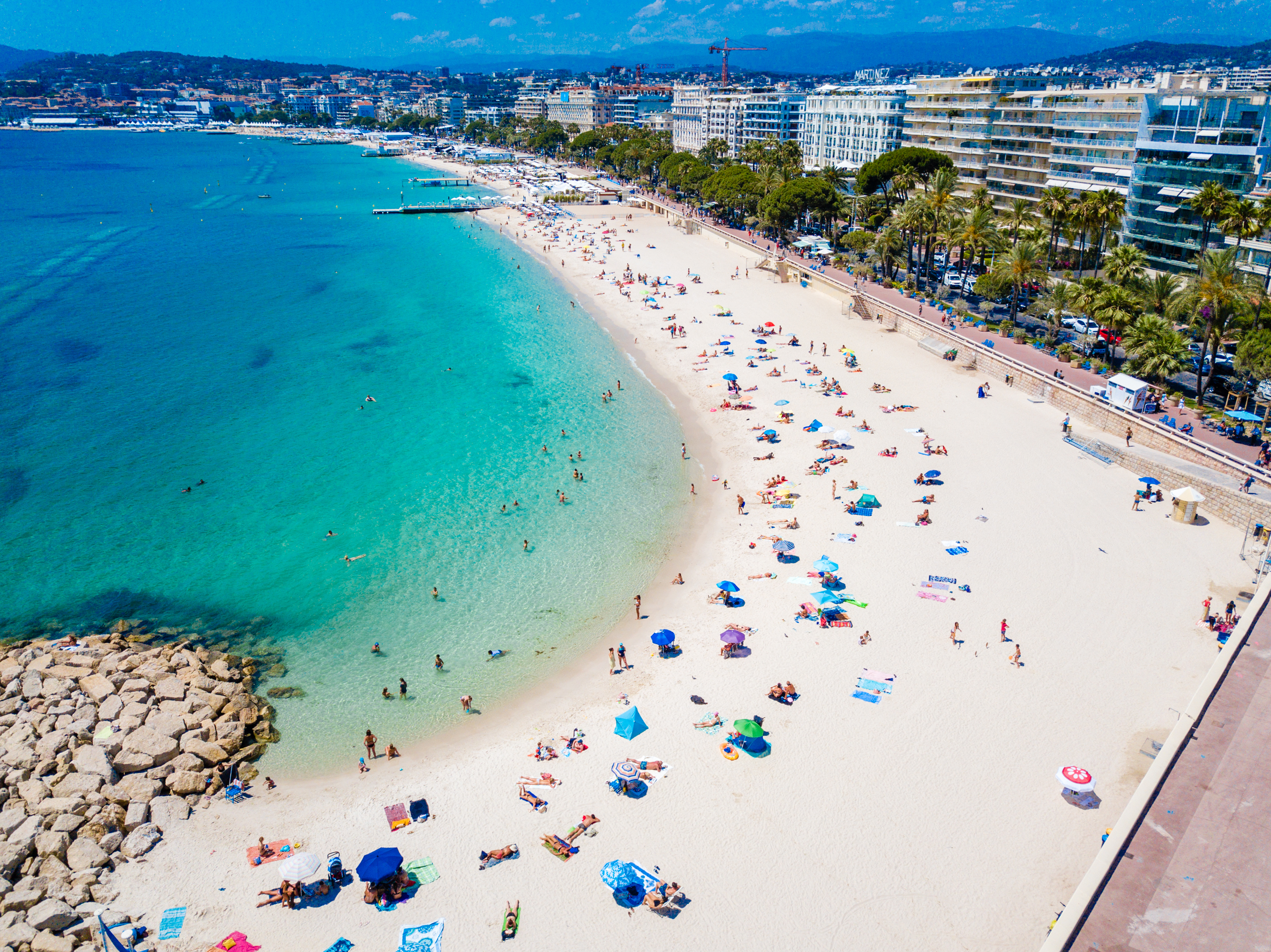 Plage Zamenhof pour un week-end à la mer en France © Cannes France