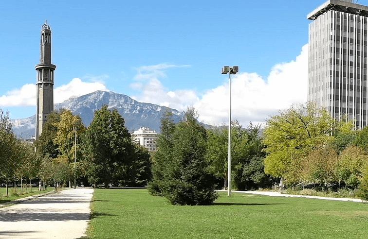 Le Parc Urbain Paul Mistral © Grenoble-Alpes-Tourisme