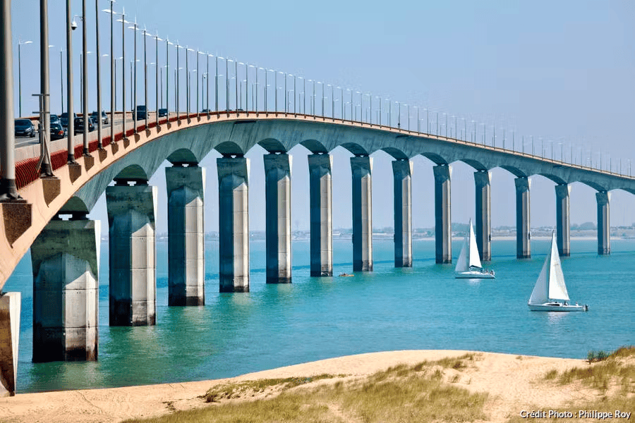 Pont de l'Île-de-Ré © Détours en France