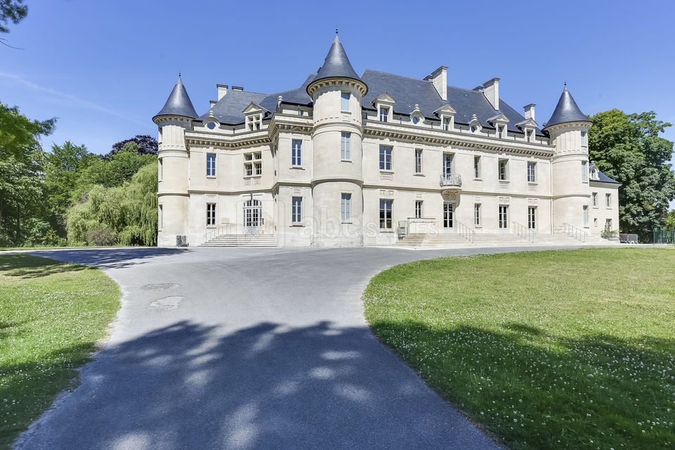 Château de Lamorlaye © ABC Salles